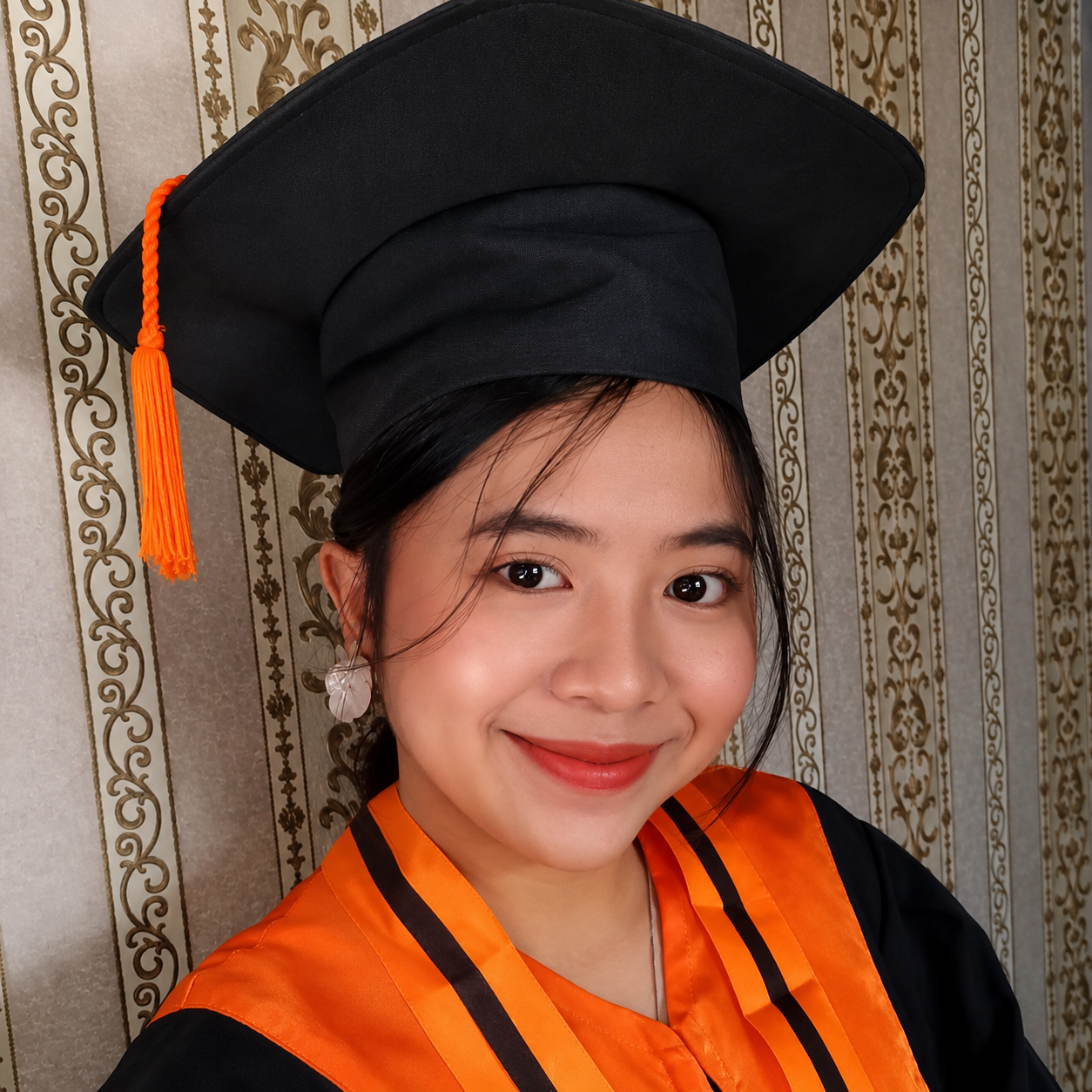Gloria Sirait, S.Pd., M.Pd